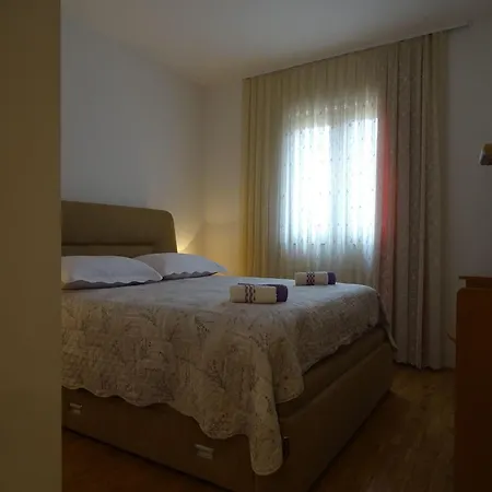 Apartment-roncevic-2-mit-meeresblick Daire