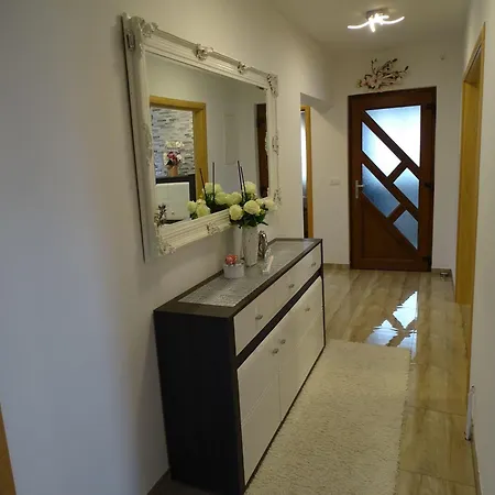 Daire Apartment-roncevic-2-mit-meeresblick Rovanjska