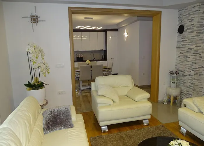 Апартаменты Apartment-roncevic-2-mit-meeresblick Рованьска