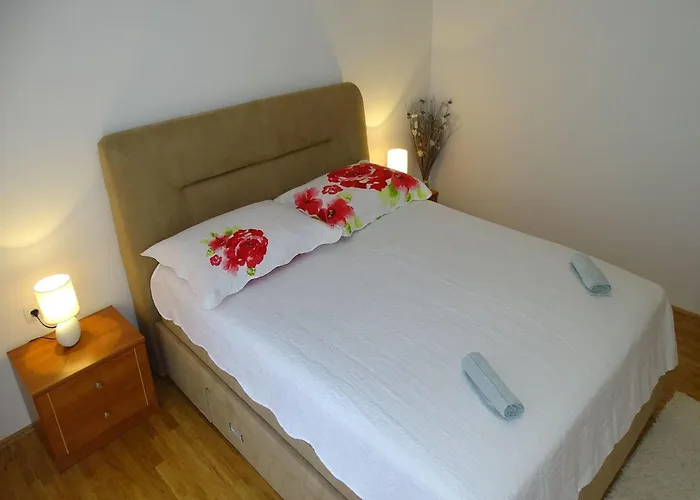 Apartment-roncevic-2-mit-meeresblick * Рованьска