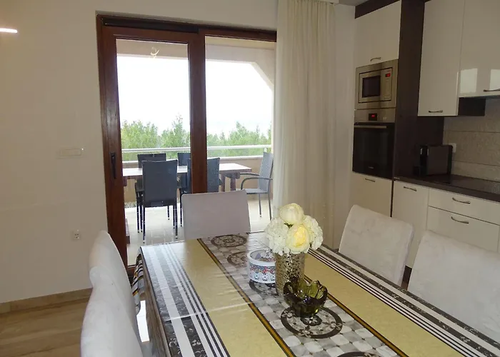 Apartment-roncevic-2-mit-meeresblick Апартаменты