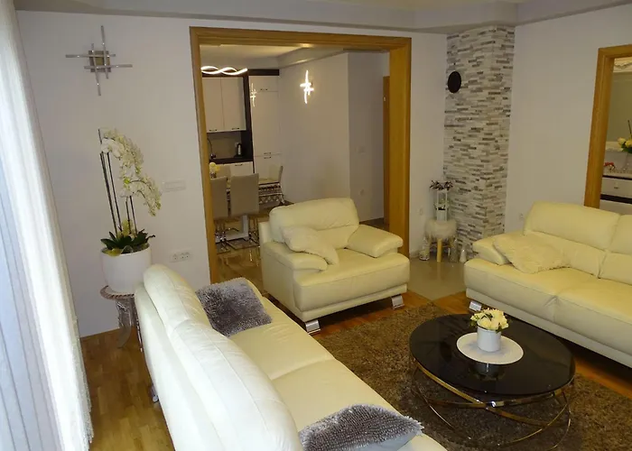 Апартаменты Apartment-roncevic-2-mit-meeresblick Рованьска