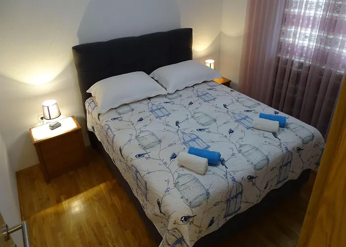 Apartment-roncevic-2-mit-meeresblick *